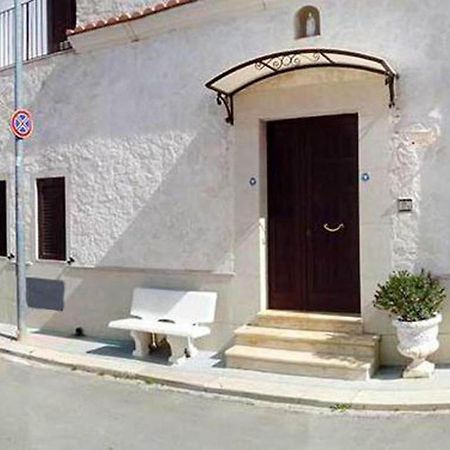 Il Giardino Di Niu Bed & Breakfast Palombaio Exterior photo