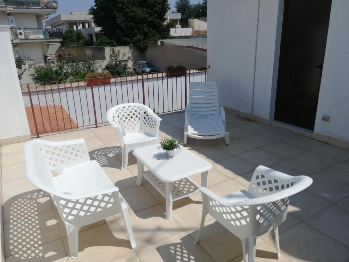 Il Giardino Di Niu Bed & Breakfast Palombaio Exterior photo