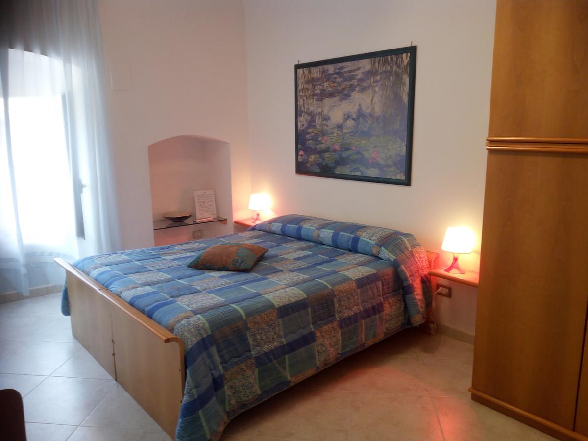 Il Giardino Di Niu Bed & Breakfast Palombaio Exterior photo