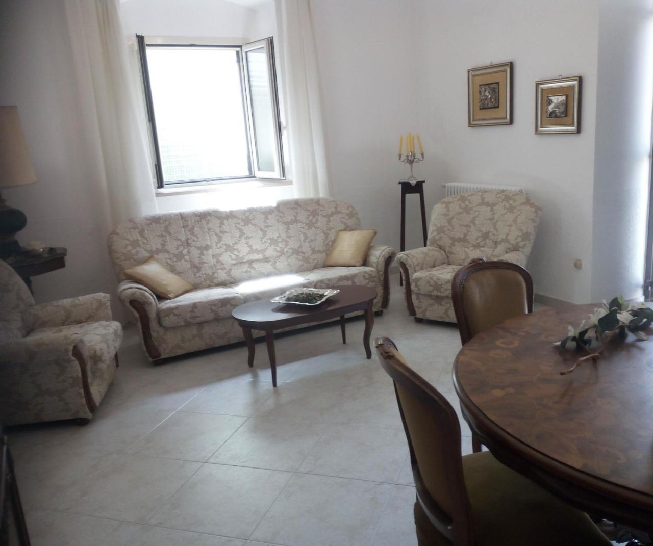 Il Giardino Di Niu Bed & Breakfast Palombaio Exterior photo
